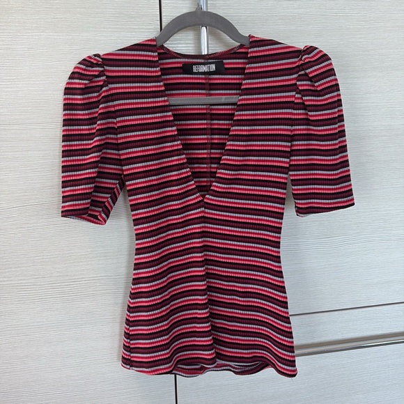 Reformation women’s striped fitted red top XS - Picture 4 of 8